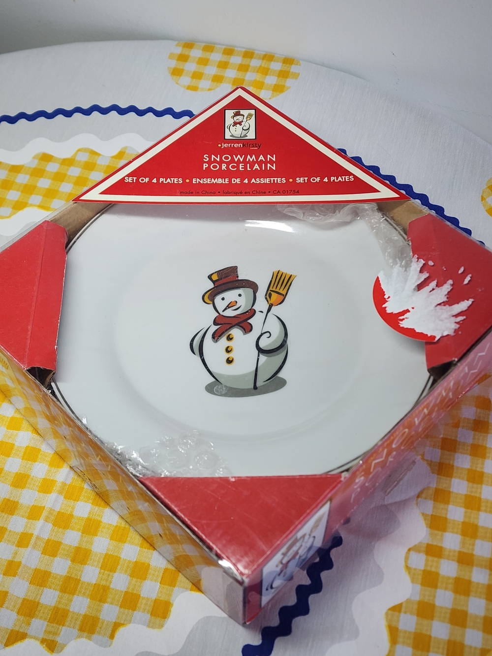 Jerren Kirsty Snowman Porcelain Plates, 7.5" in diameter, set of 4.